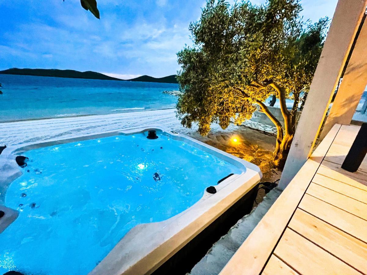 דראגה Buqez Eco Resort - Beach Villa 81 - 1St Sea Line By Beach מראה חיצוני תמונה