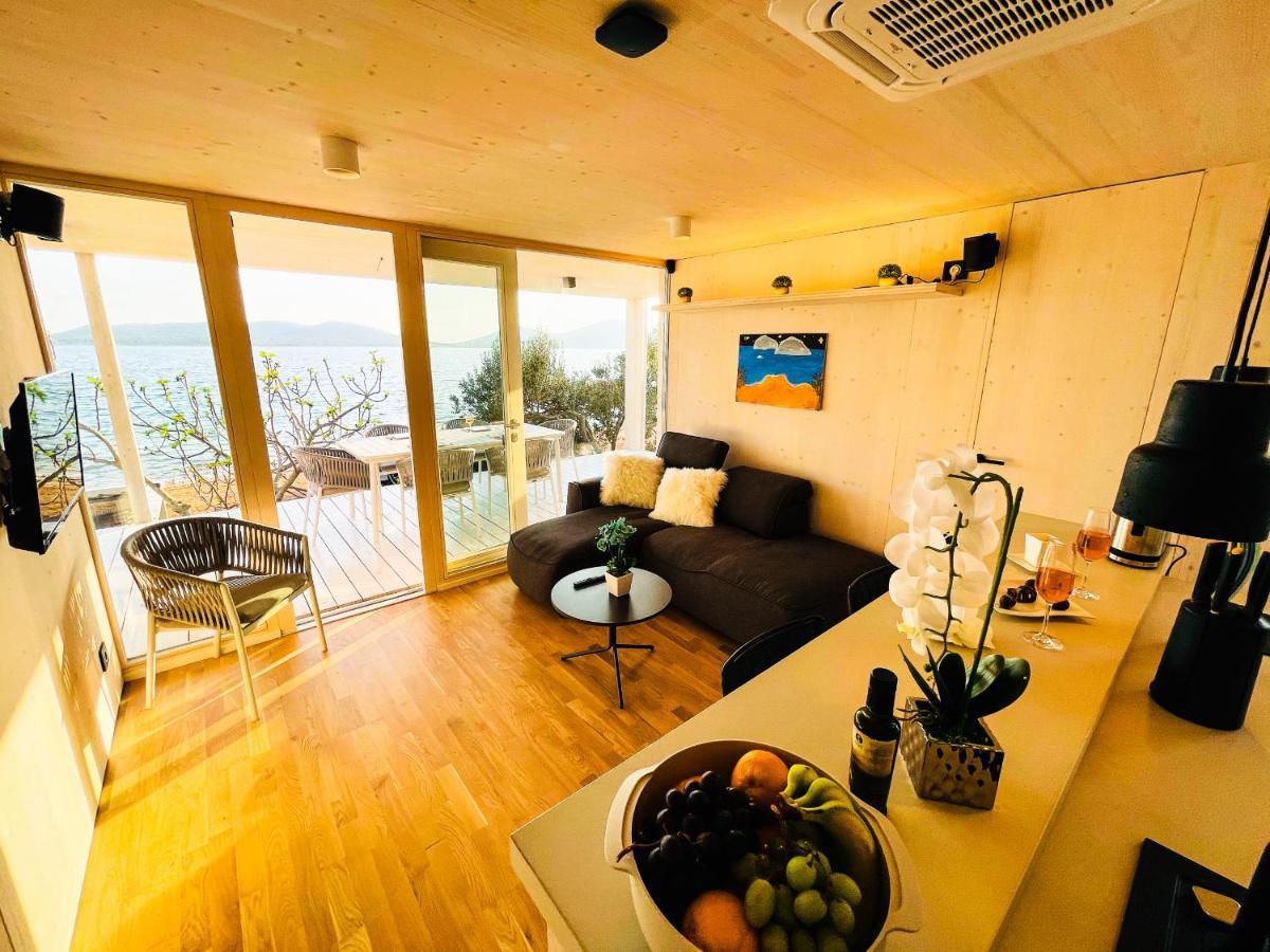דראגה Buqez Eco Resort - Beach Villa 81 - 1St Sea Line By Beach מראה חיצוני תמונה