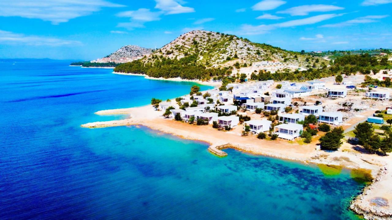 דראגה Buqez Eco Resort - Beach Villa 81 - 1St Sea Line By Beach מראה חיצוני תמונה