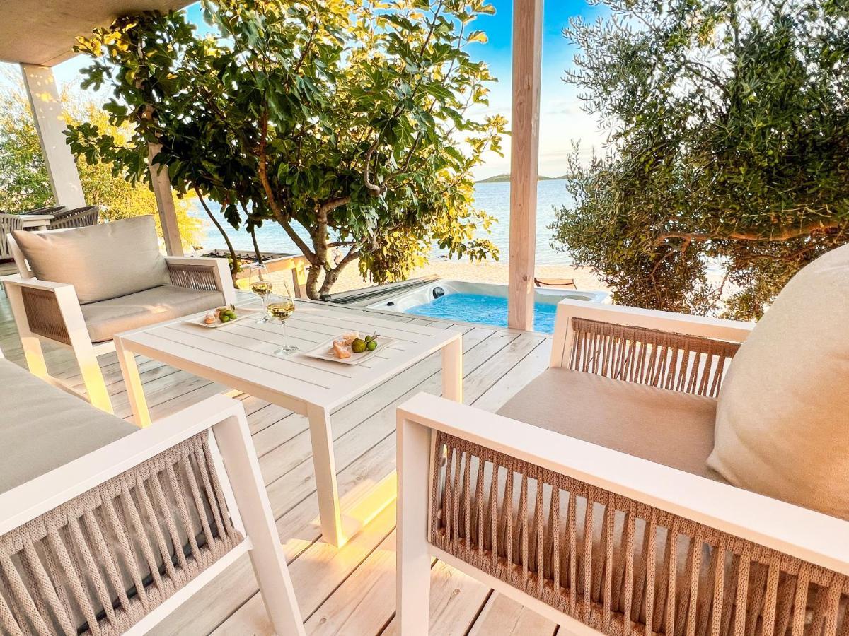 דראגה Buqez Eco Resort - Beach Villa 81 - 1St Sea Line By Beach מראה חיצוני תמונה